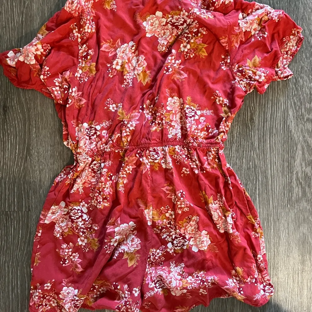 Floral Coral Romper - Image 5