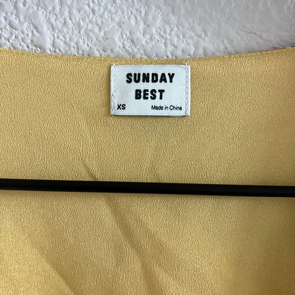 Aritzia Sunday Best Blouse Yellow Golden Floral Boho XS - Image 3