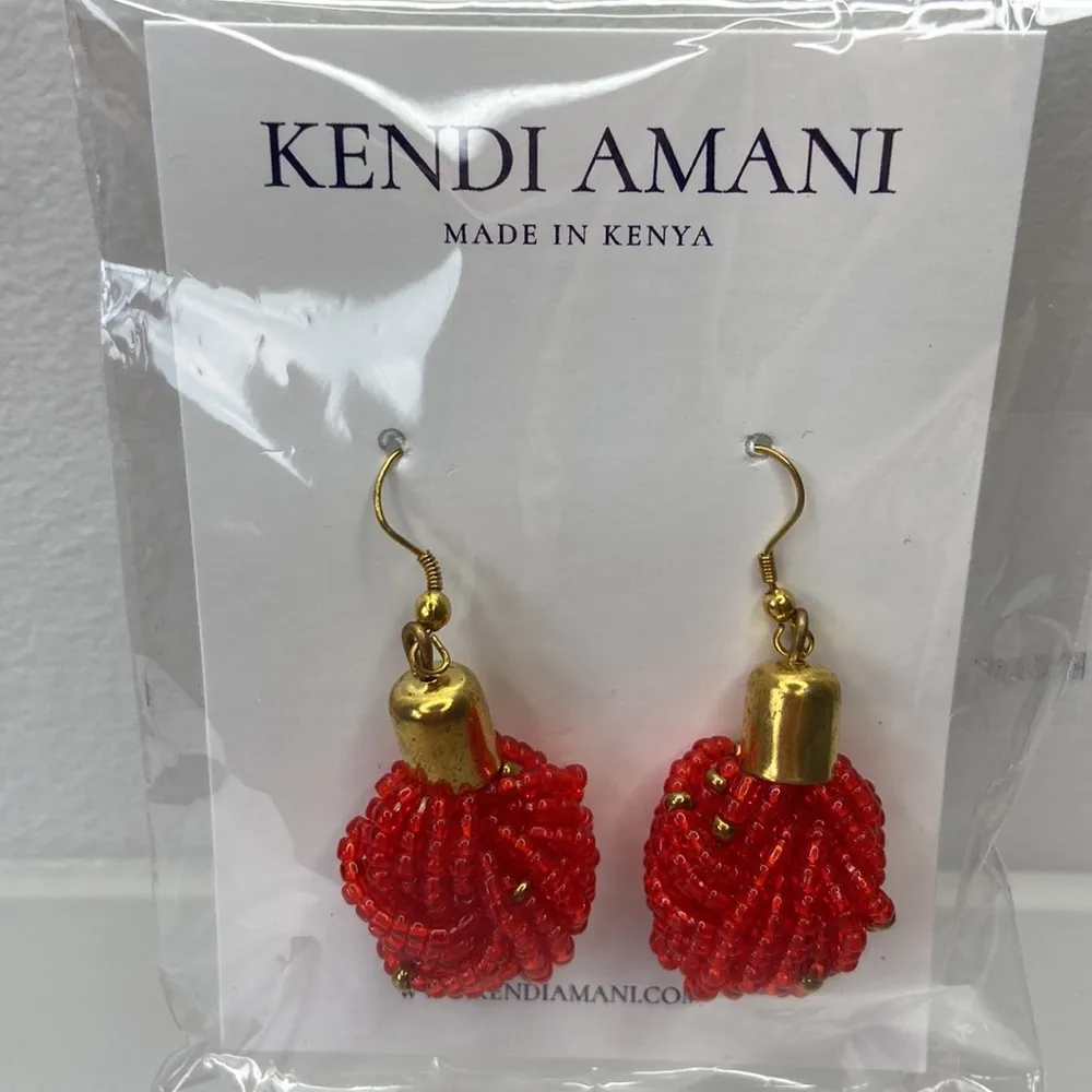 Kendi Amani Women’s Brass Red Bush Berry Beaded Hook Earrings Made In Kenya NEW - Image 4