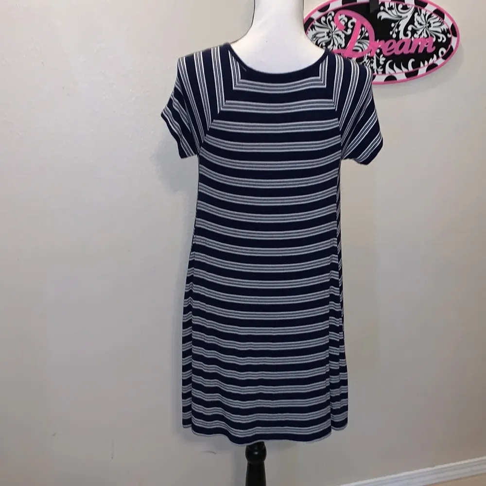 Old Navy  blue striped stretchy short sleeve mini dress - Image 4
