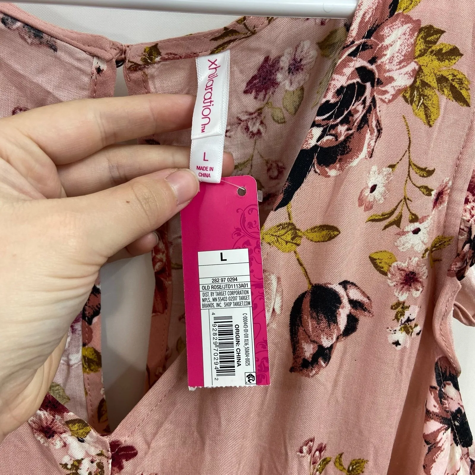 NEW Xhilaration women's mauve pink old rose ruffle v-neck lightweight jumpsuit L - Image 3