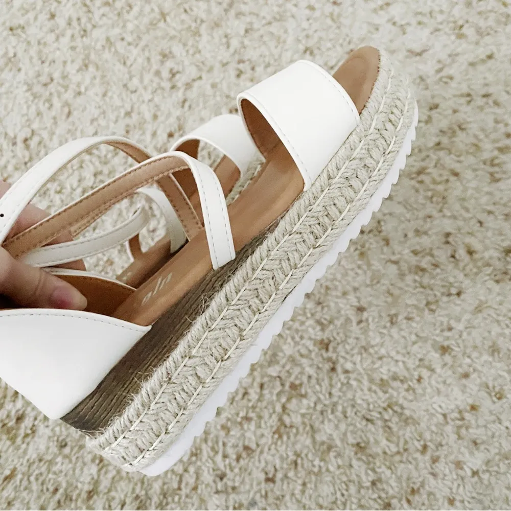 Shein Shuzia White Minimalist Cross Strap Wedge Platform Espadrilles Sandals - Image 6