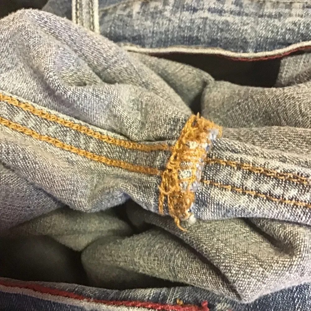 Levi’s Y2K faded relaxed bootcut jeans - Image 4