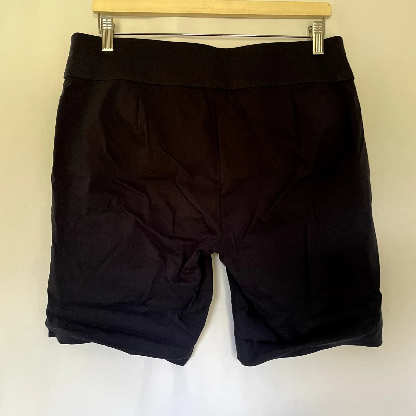 Christopher and Banks Signature Slimming petite women's 12P navy rayon shorts - Image 4