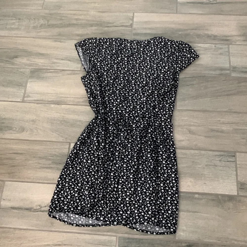 Brandy Melville wrap dress - Image 4