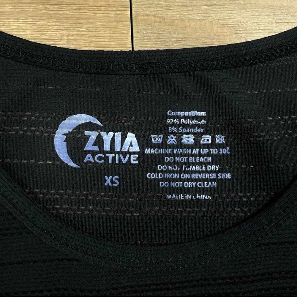 ZYIA Luxe Muscle Tee - Image 7