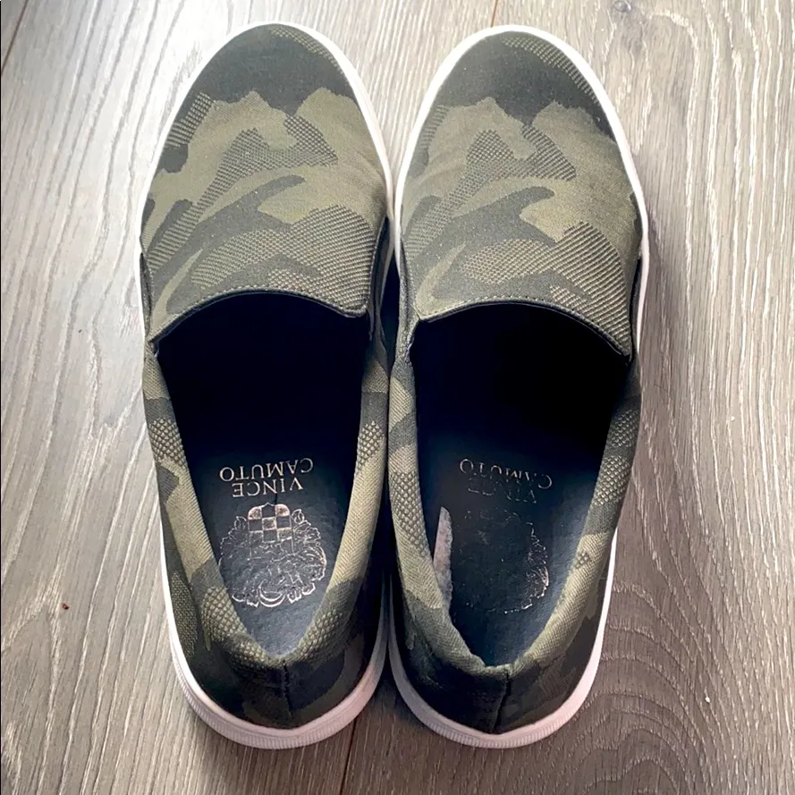 HP💚🖤Vince Camuto Camo Shoes - Image 5