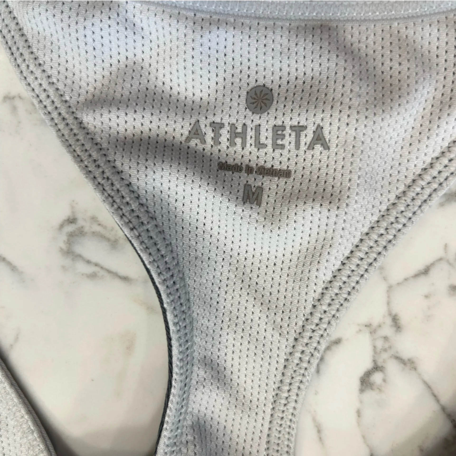 Athleta  Color Block Cut Out Back Sports Bra Size Medium - Image 3