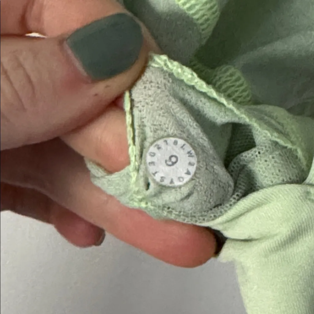 Free to be Serene 6 Lululemon Pale Green Sports Bra - Image 4