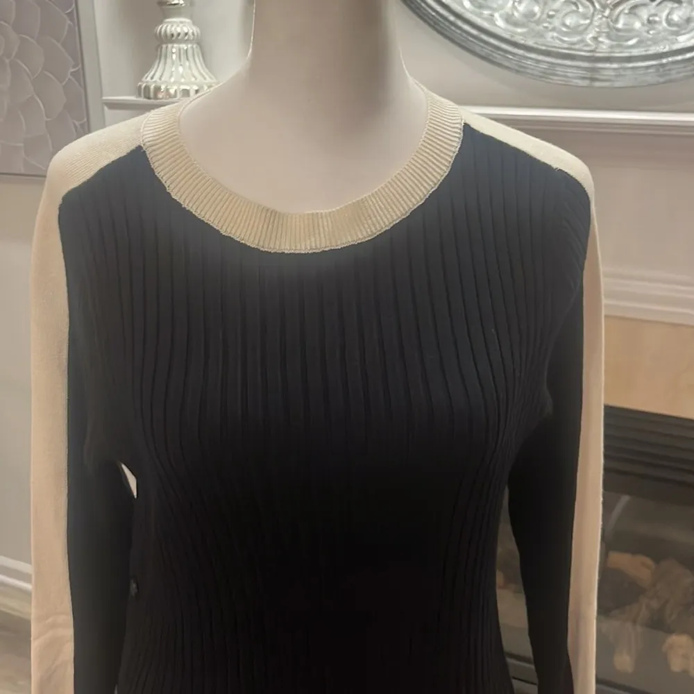 Future Collective x Kahlana Barfield Brown Ribbed sweater midi Dress size small Black - Image 6