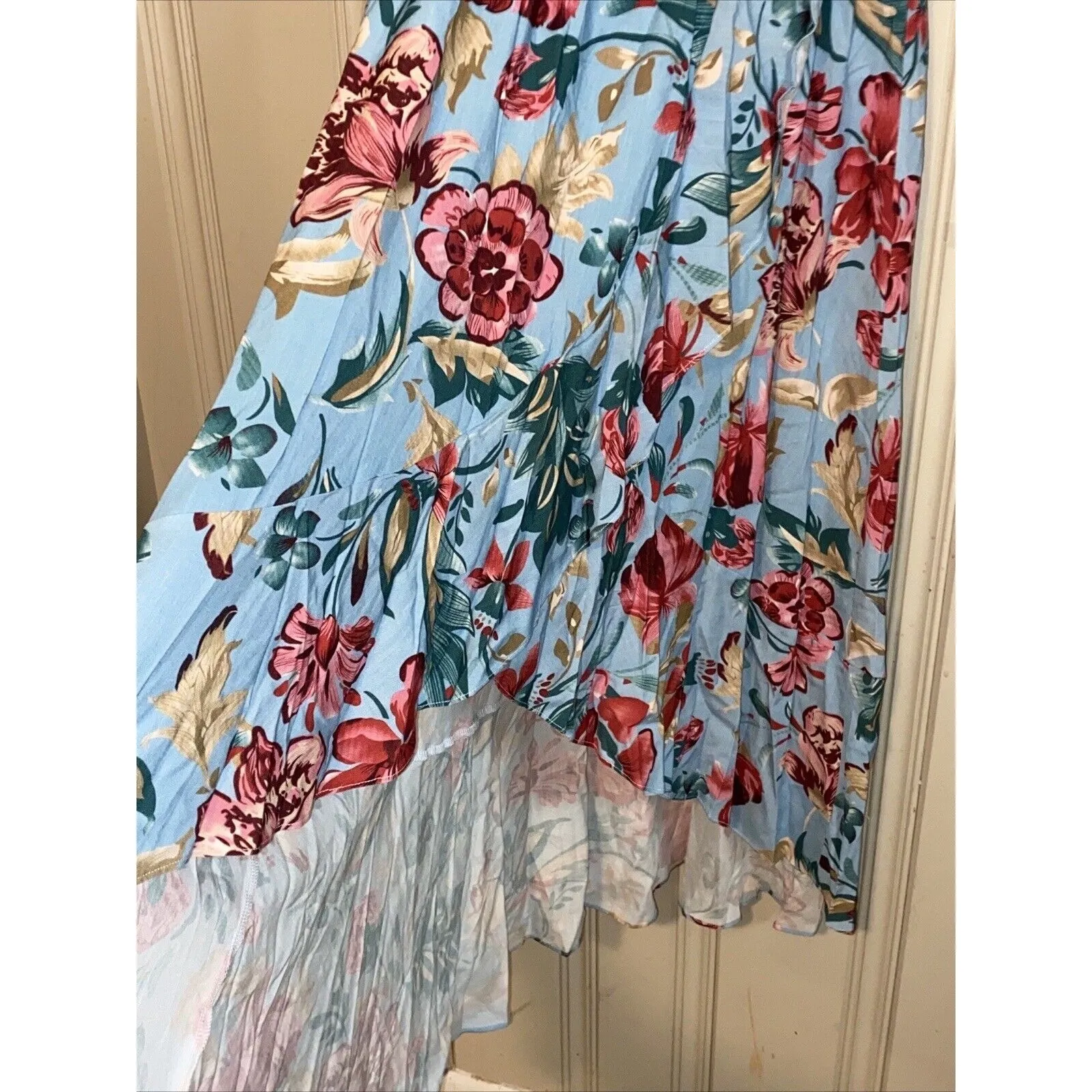 Kormei Women’s Sleeveless V - Image 9