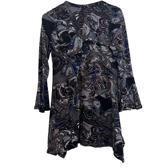 WinWin long bell sleeve gray paisley print tunic sweater top size small/medium - Image 2