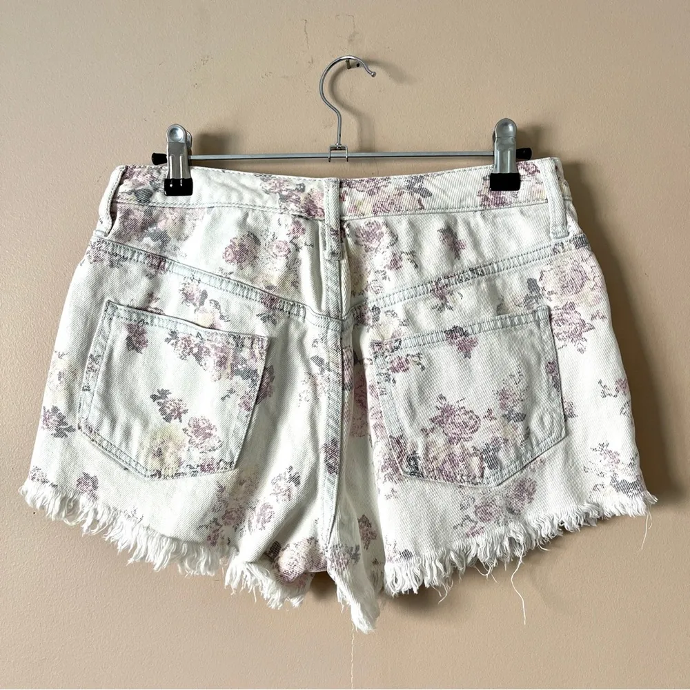 MOSSIMO | White Floral High Rise Cut - Image 3