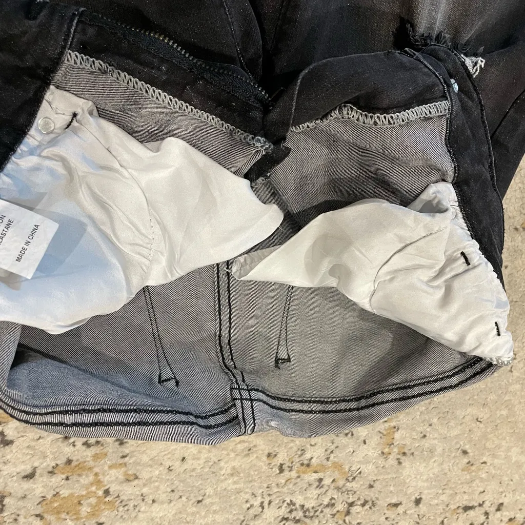 Dokotoo Black Jeans Womens Medium High Rise Ripped Flare Distressed Denim jeans Size 8 - Image 5