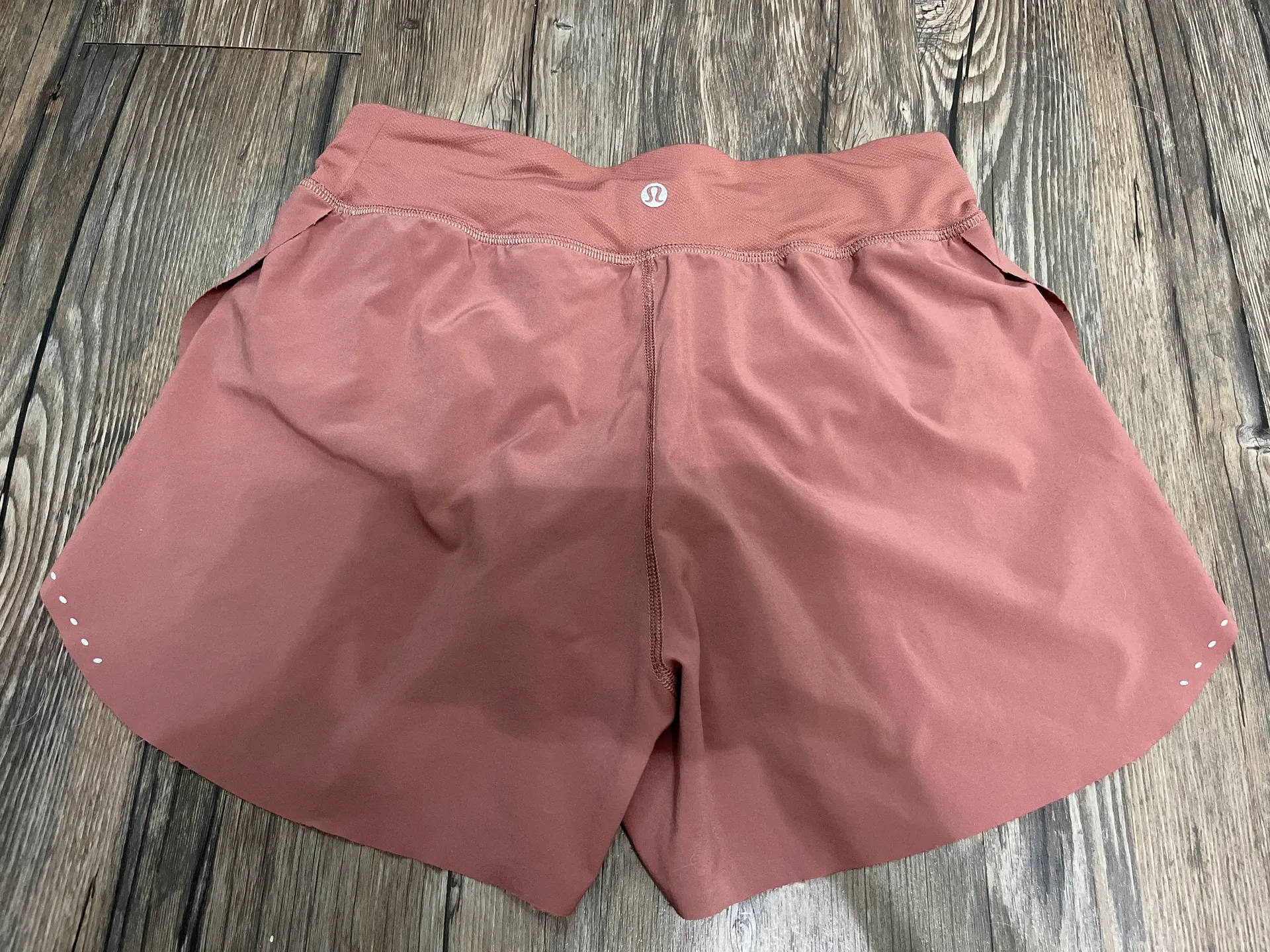 Lululemon Find Your Pace  Shorts - Image 2