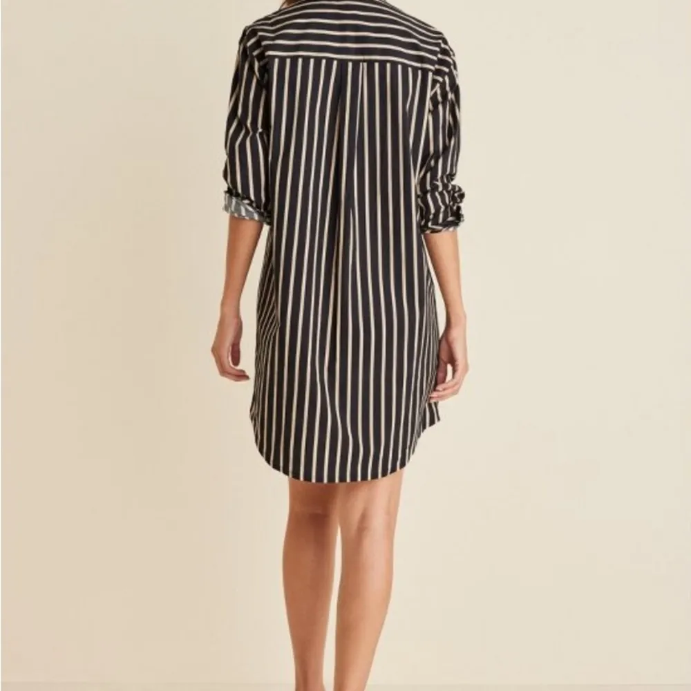 VENUS NWOT Black and Cream Striped T-Shirt Dress - XS (oversized) - Image 6