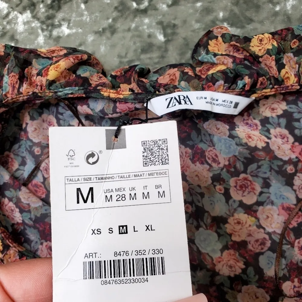 Zara Floral Ruffled Crop Top - Image 5