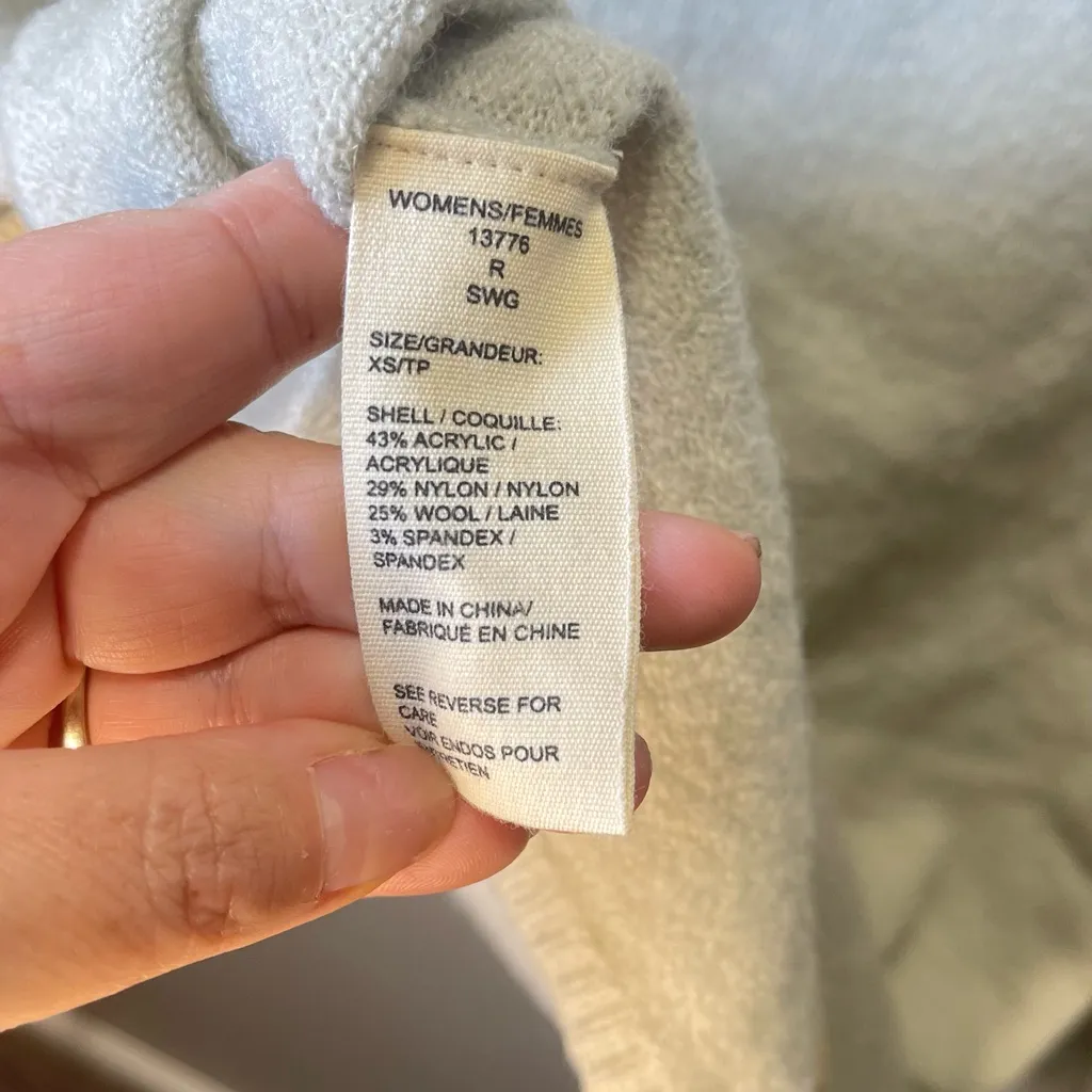 Woolrich Women's Sheep Mountain Pattern Soft Wool Blend Knit‎ Sweater Size XS - Image 5