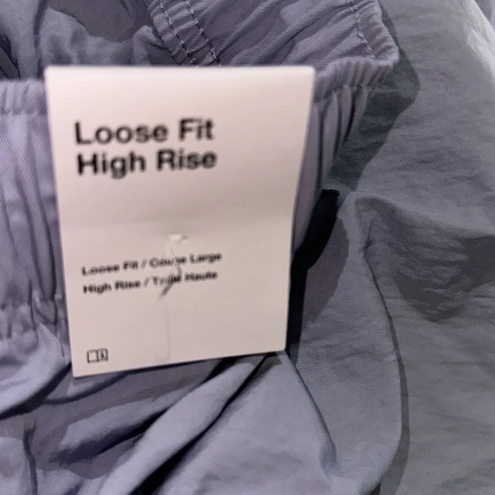 NWT Nike Sportswear Women's Woven High-Rise Shorts (Plus Size) Lilac - Image 5