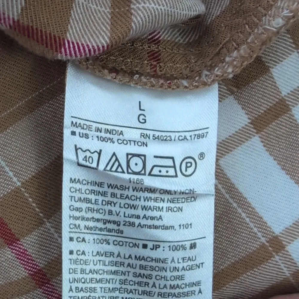 Banana Republic Ladies' Cotton Plaid Flannel Button Up Shirt Large - Image 3