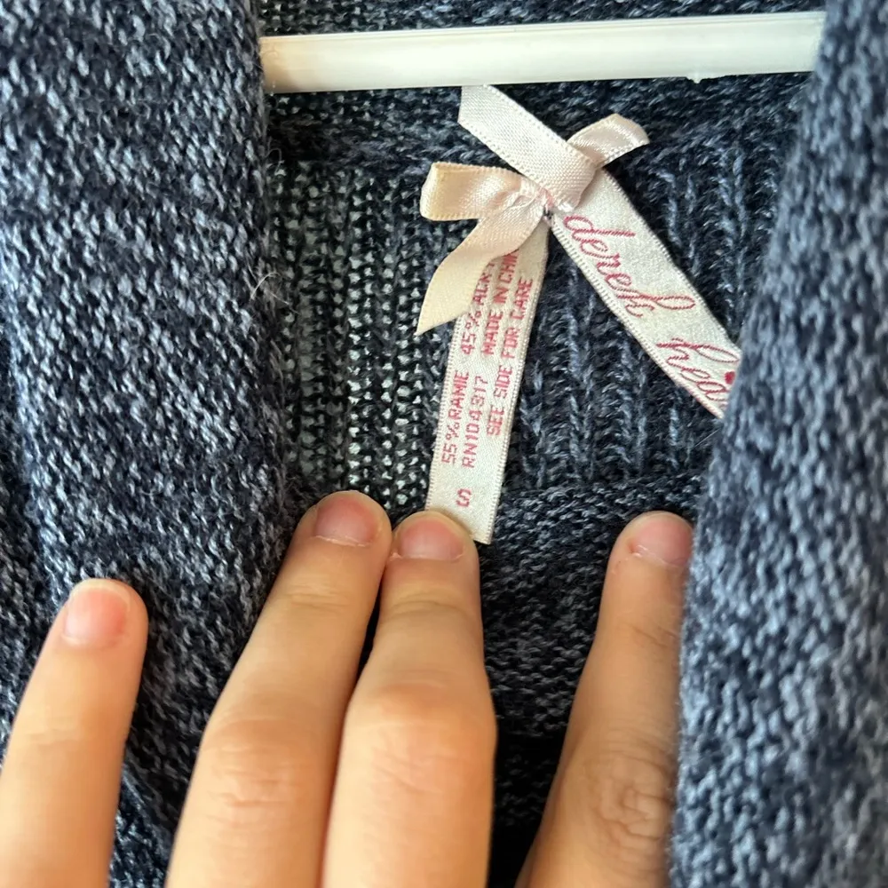 Derek heart cowl neck short sleeve sweater top - Image 4