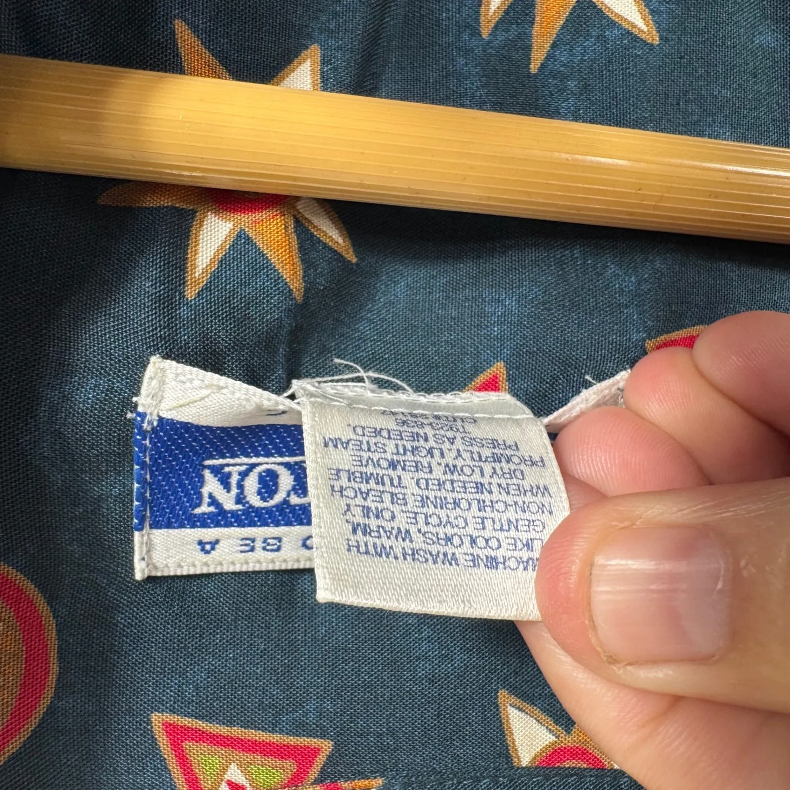 Pendleton Classic Rayon Button Down Short Sleeve Shirt Geometric Print - Image 3