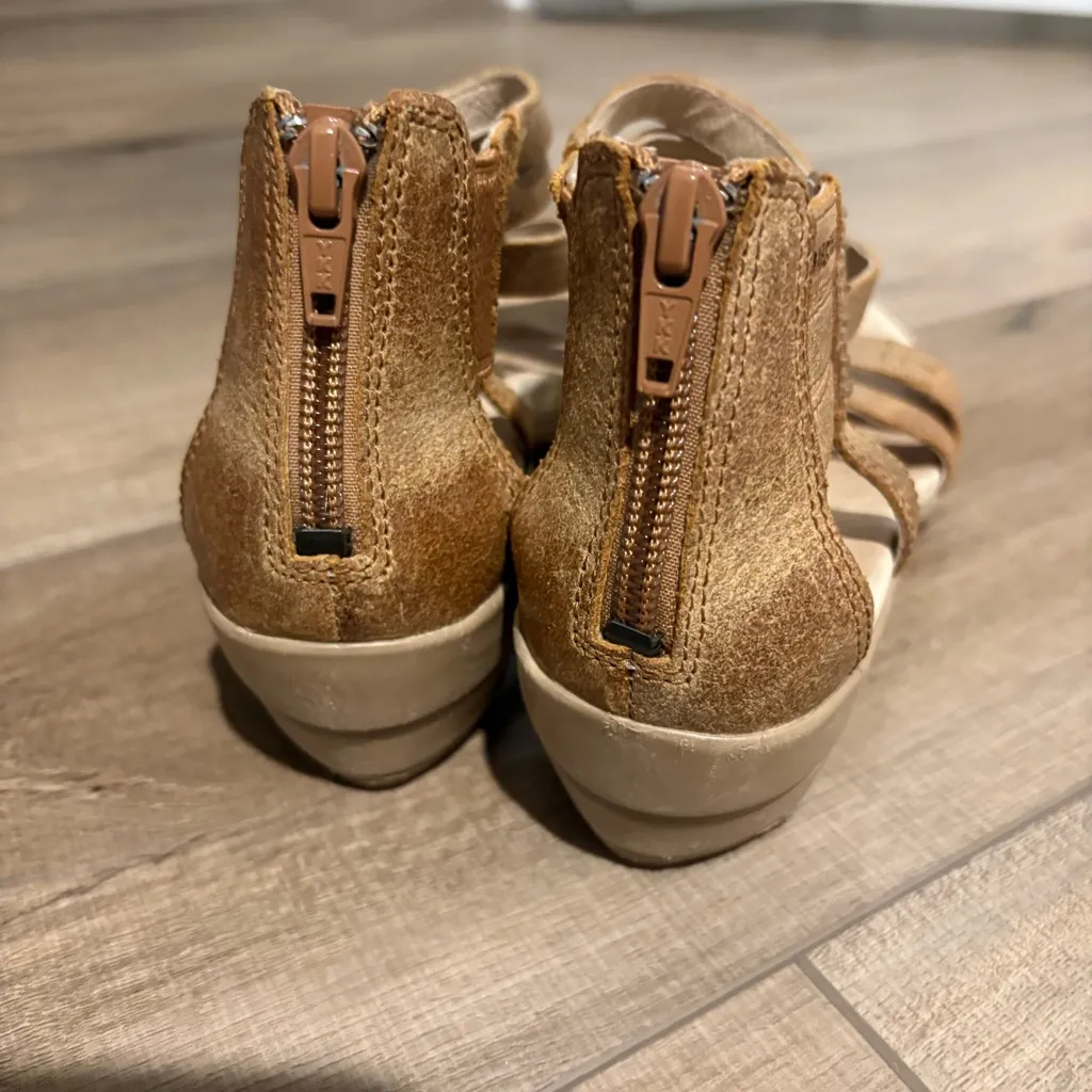 Merrell Zip Up Strappy Sandals Heels oat straw tan brown size 7‎ - Image 3