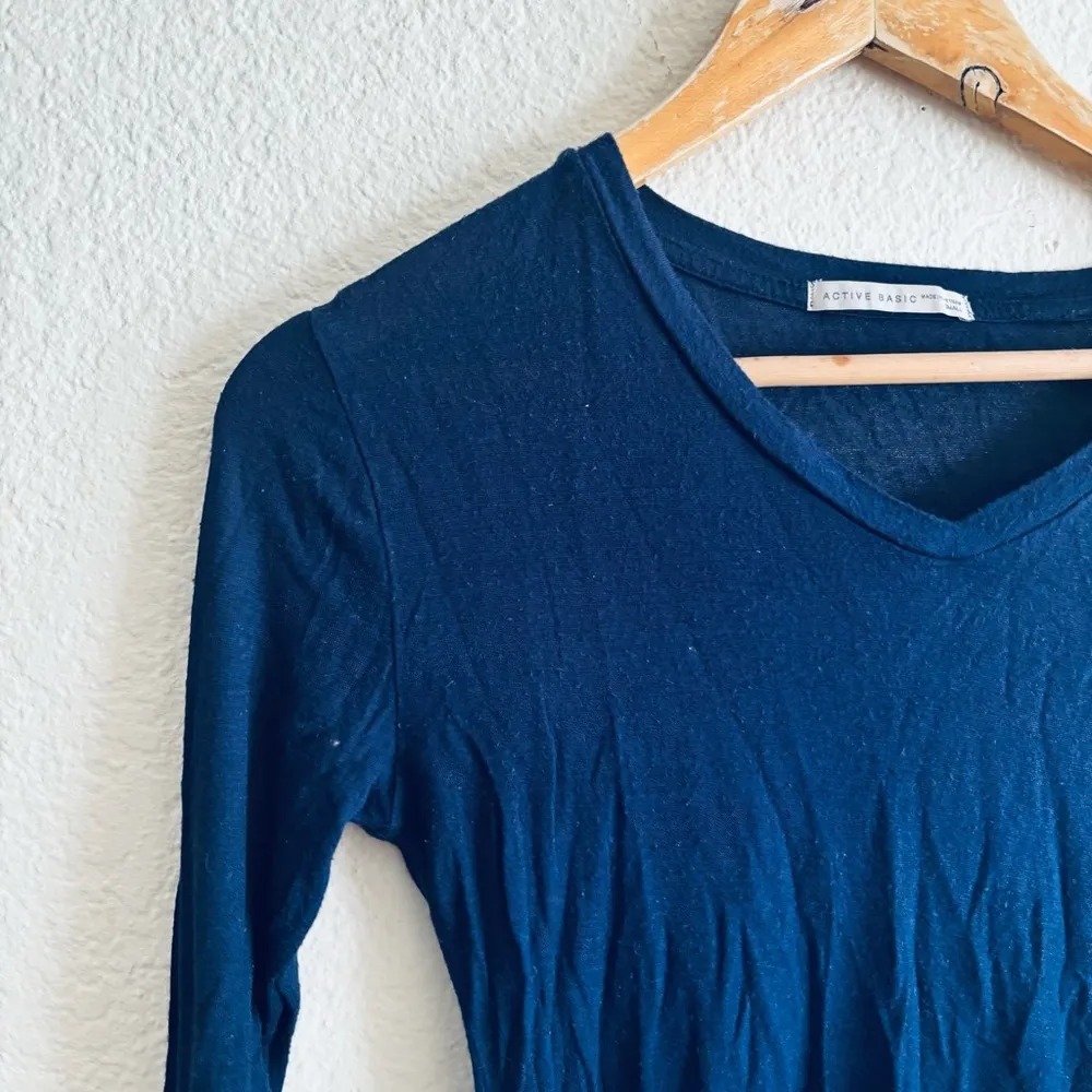 Black Long Sleeve V-Neck Top - Image 3