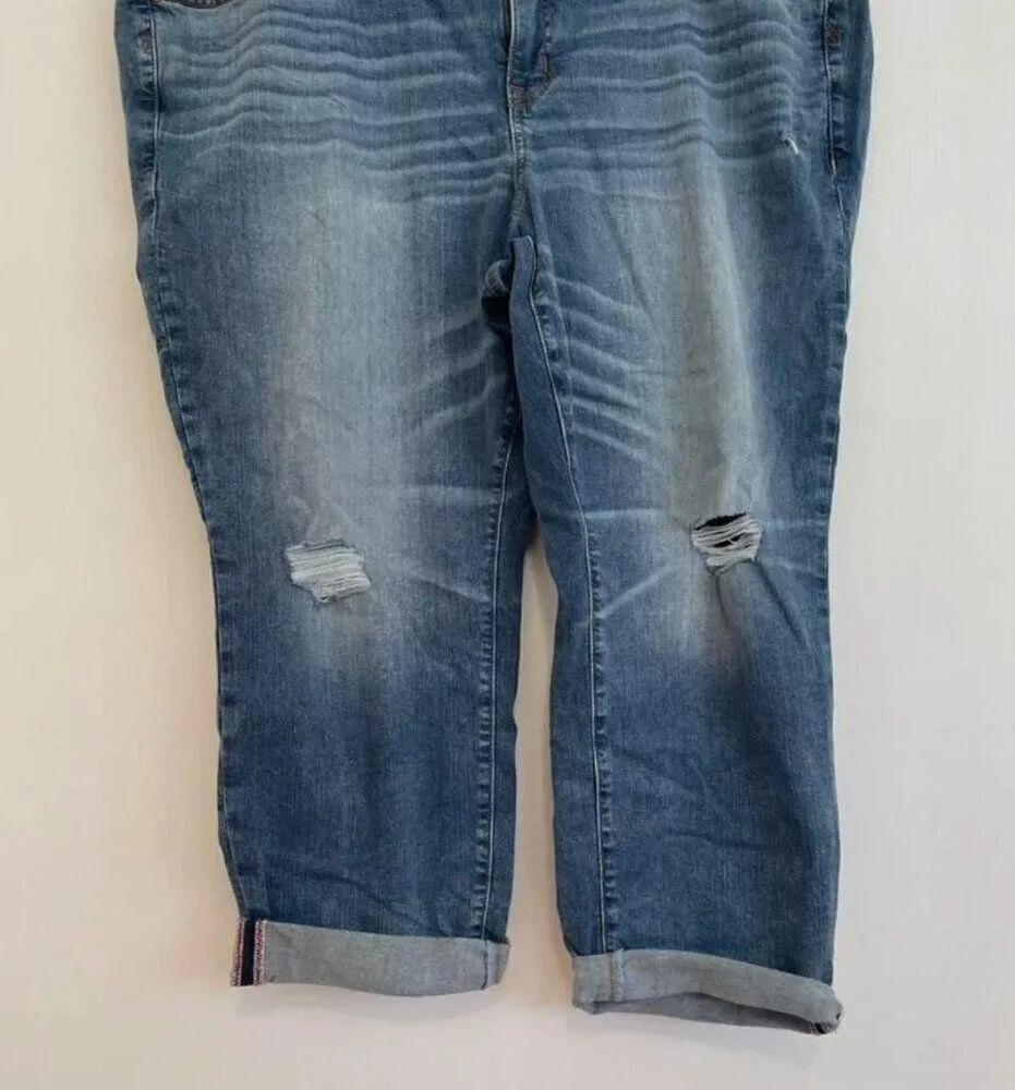NEW NWT TORRID Plus Size Crop Boyfriend Straight Vintage Stretch Mid Rise Jean - Image 4