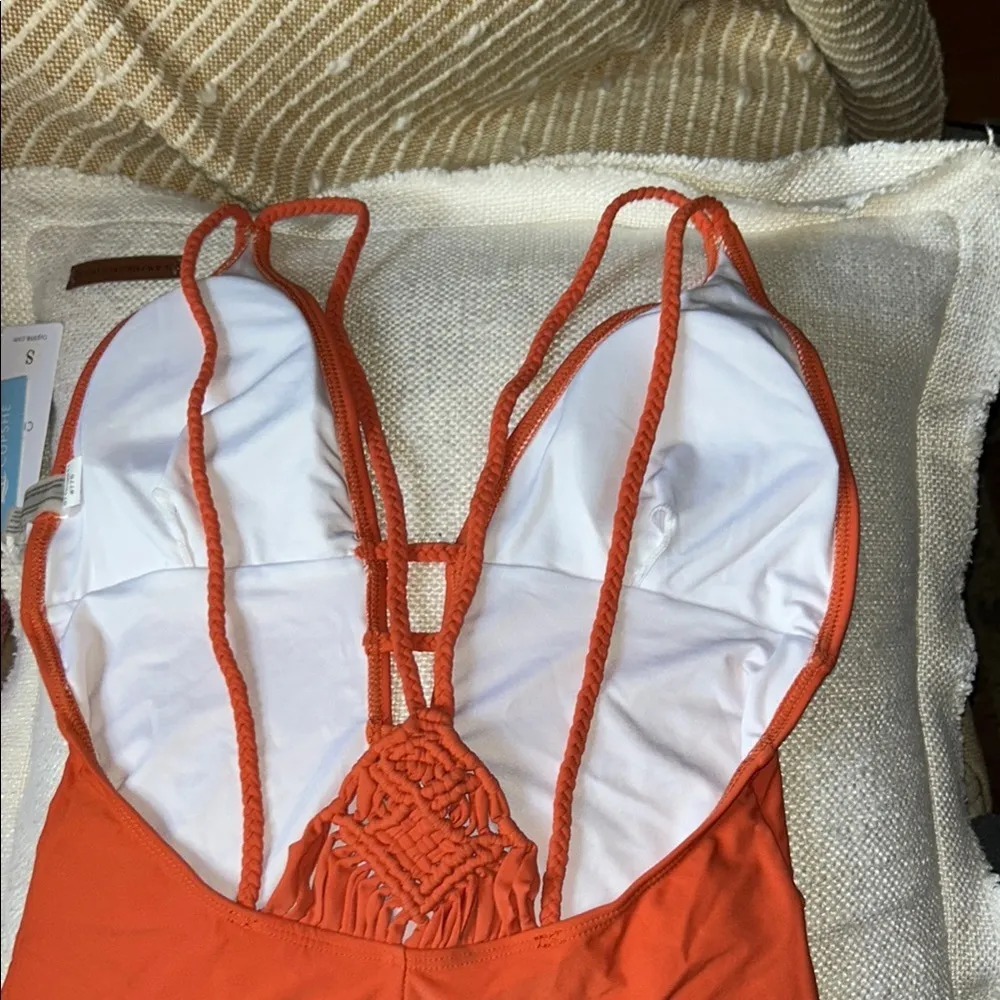 NEW 🆕 
Cupshe Orange One-Piece Swimsuit - Image 3