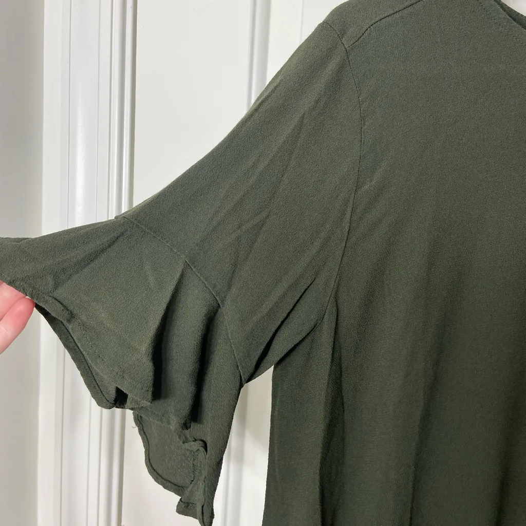 NWOT LOFT women’s dark green flare 1/2 sleeve‎ elastic hem relaxed button blouse - Image 2