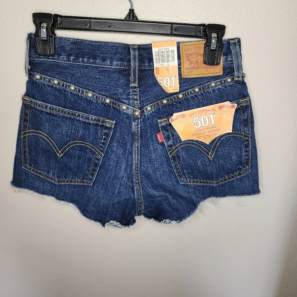 NWT Levis Limited 501® Original Fit Cotton Denim Shorts - Image 3