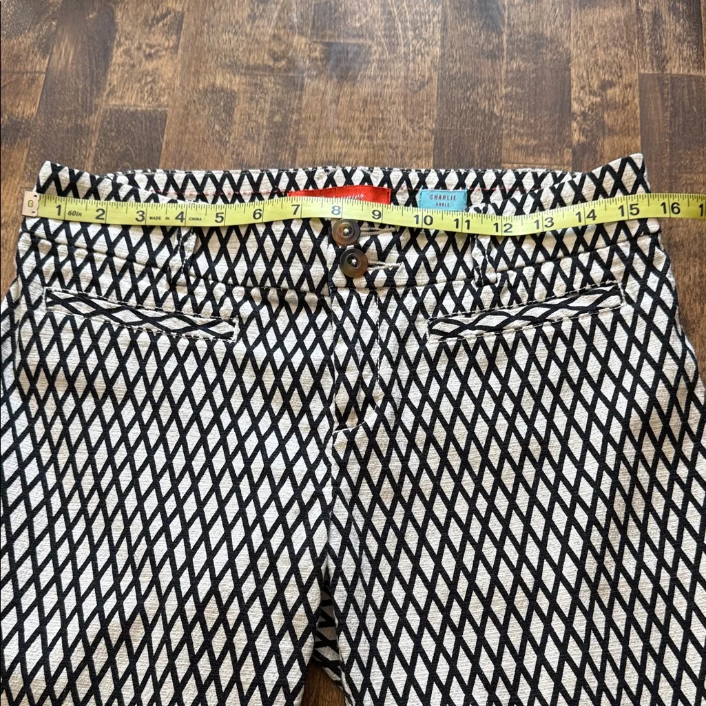Anthro CARTONNIER Charlie Ankle Pants Black & White Diamond Print Size 4 - Image 11
