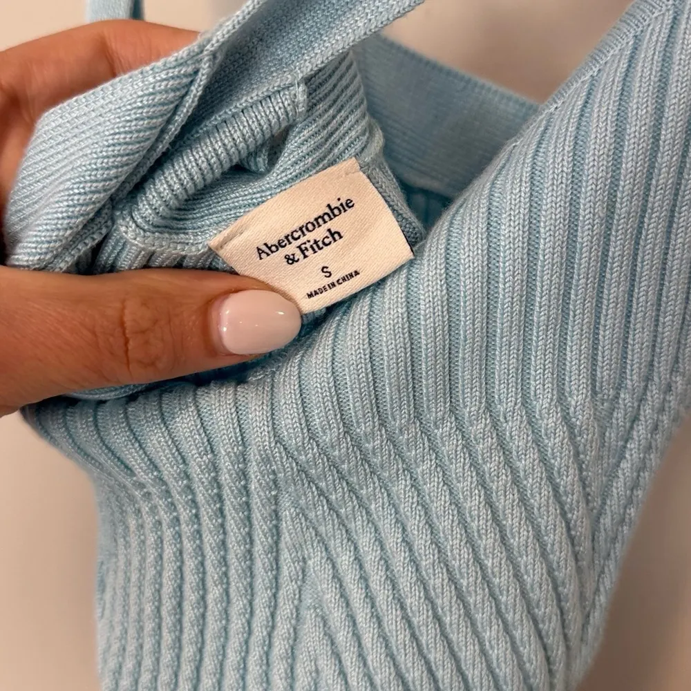 Abercrombie & Fitch Sweetheart Cross-Back Bodysuit Baby Blue  Small X1201 - Image 4