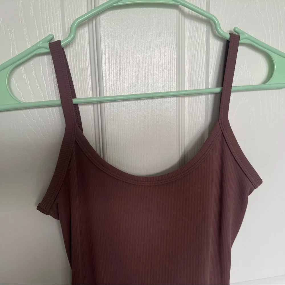 Adorable All In Motion Jumpsuit One Piece Womens XS Brown Cut Out Back Ribbed - Image 4