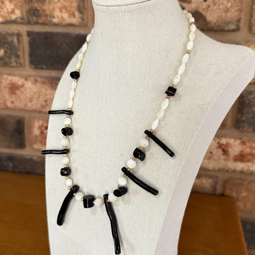 Vintage Black Branch Coral and Mother of Pearl beaded necklace - Image 3