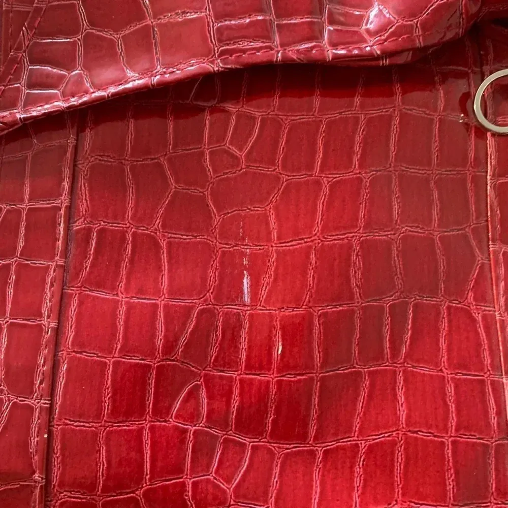 WALT Disney World Disneyland Resort Red Croc Pattern XL Tote Bag Purse M… - Image 5