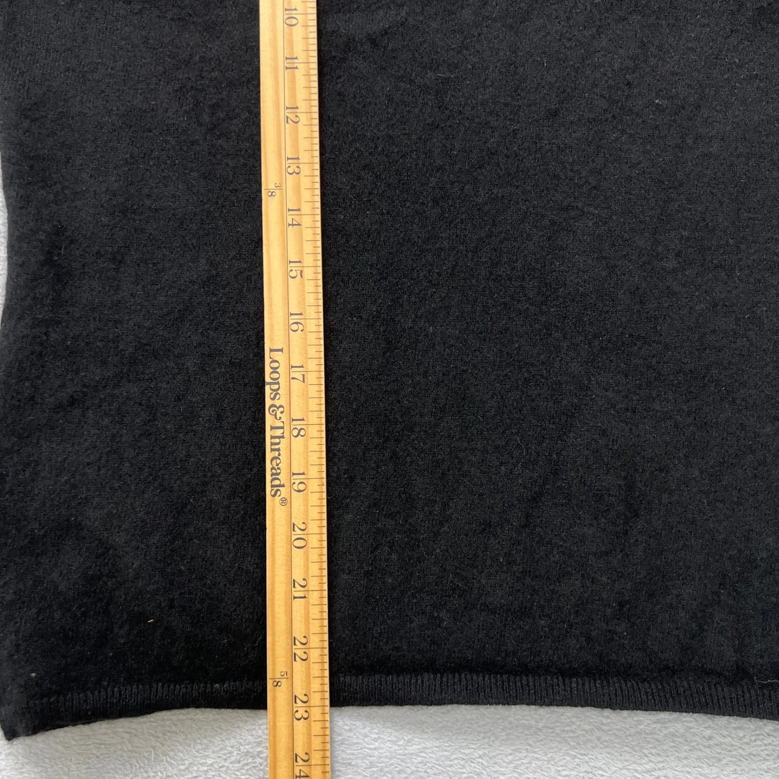 In Cashmere 100% Cashmere Black Turtleneck Sweater Women's Medium Quiet Luxury - Image 7