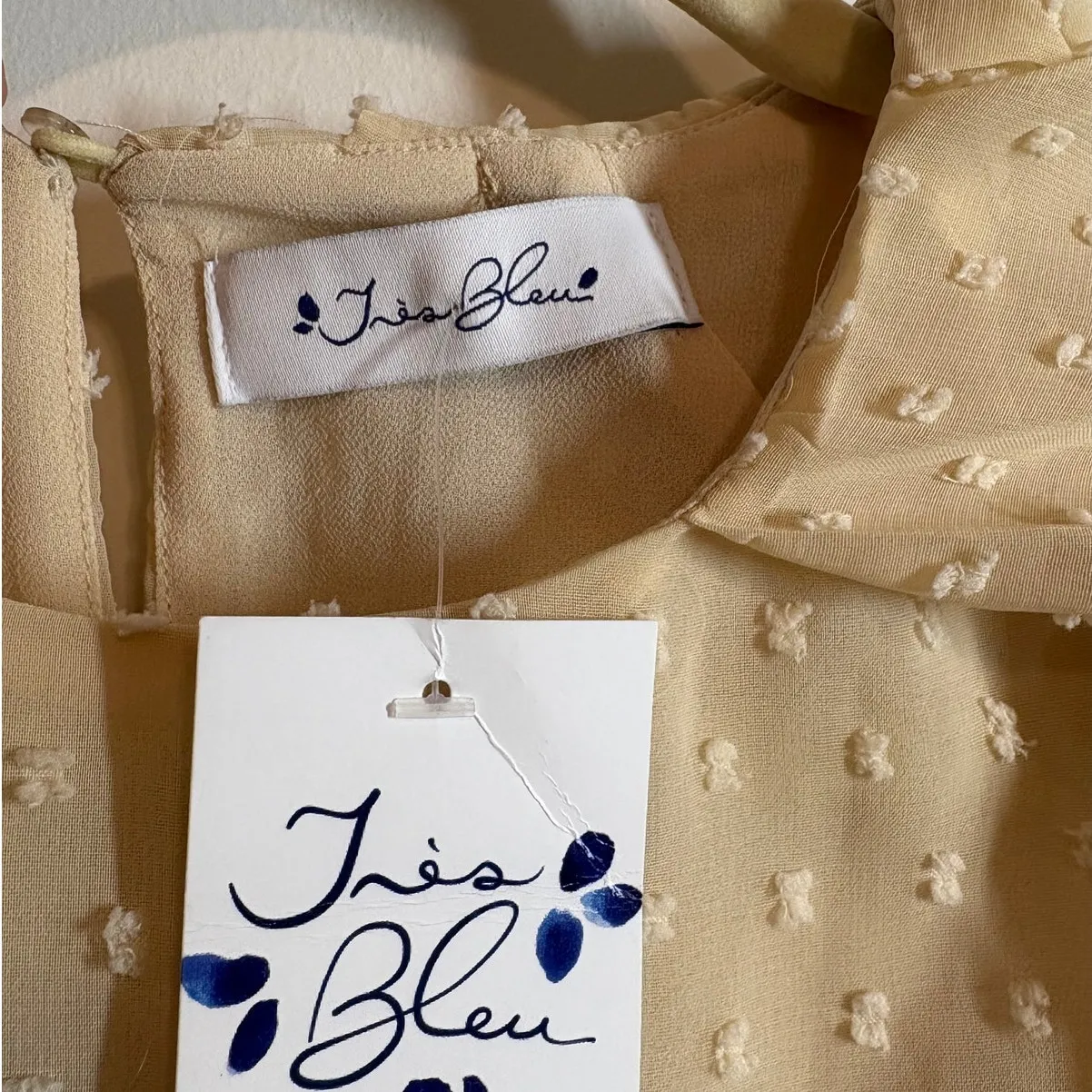 Womens Top XS Cream Long Sleeve Clean Girl Old Money Blouse Career Office Modest - Image 5