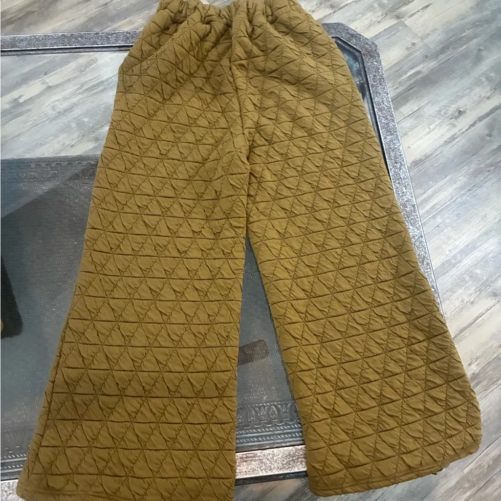 Quilted long sleeve sweater & matching bottom set Mustard Color Yellow - Image 3