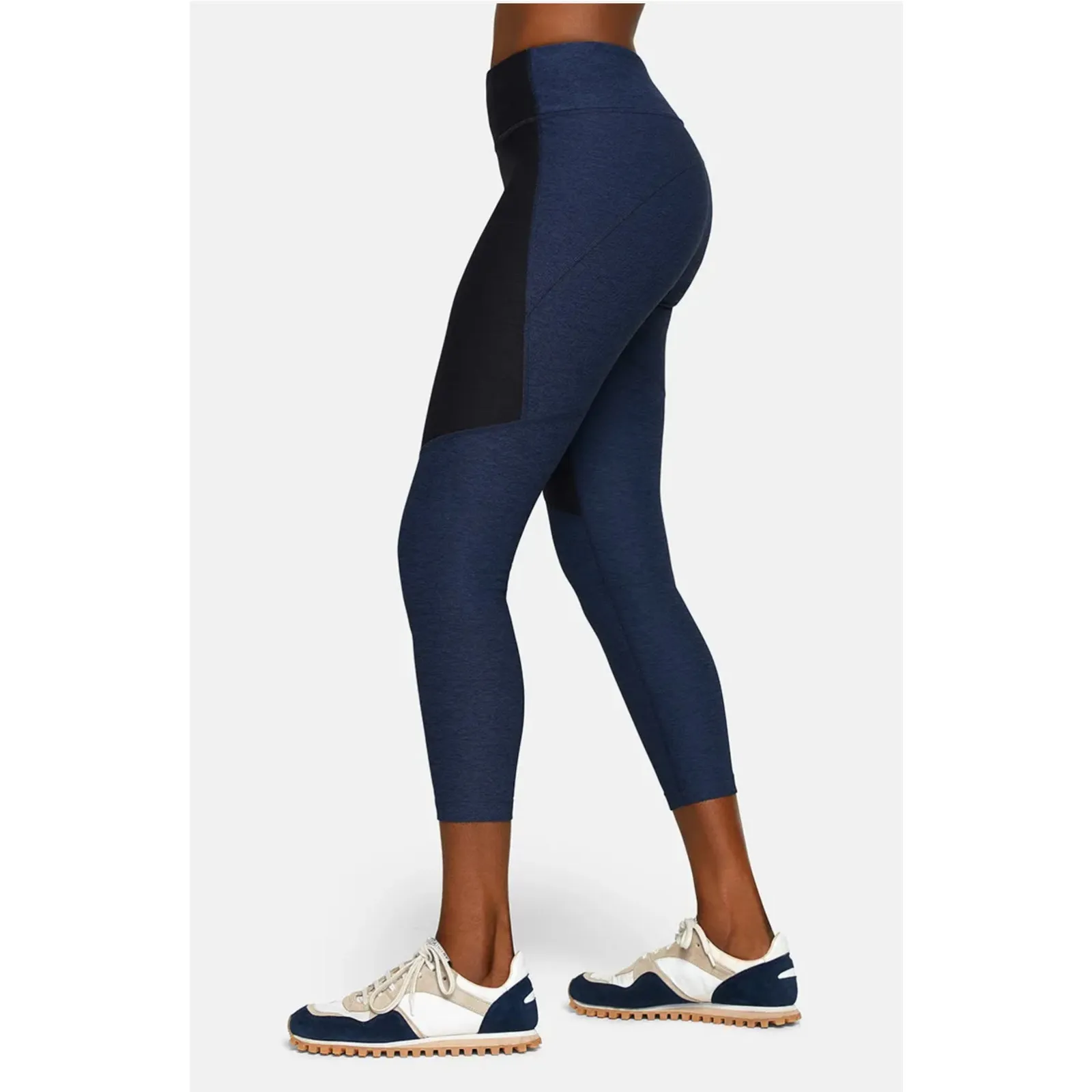 Outdoor‎ Voices Warmup 3/4 Legging in All Gray Waistband Back Pocket Size XL - Image 2