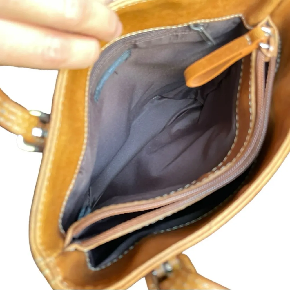 Vintage Nine West Accessories Leather Shoulder Bag - Image 10