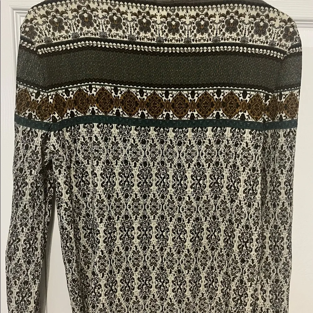 Lili sidono mock neck long sleeve shirt size xs - Image 4