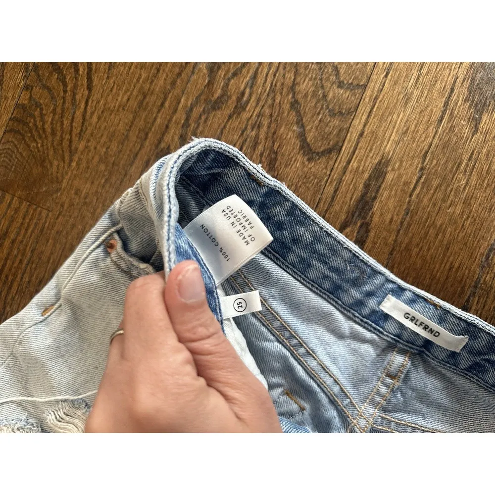 GRLFRND Helena Short in Kiki Womens Size 25 Light-wash Distressed Jean G0800 - Image 5
