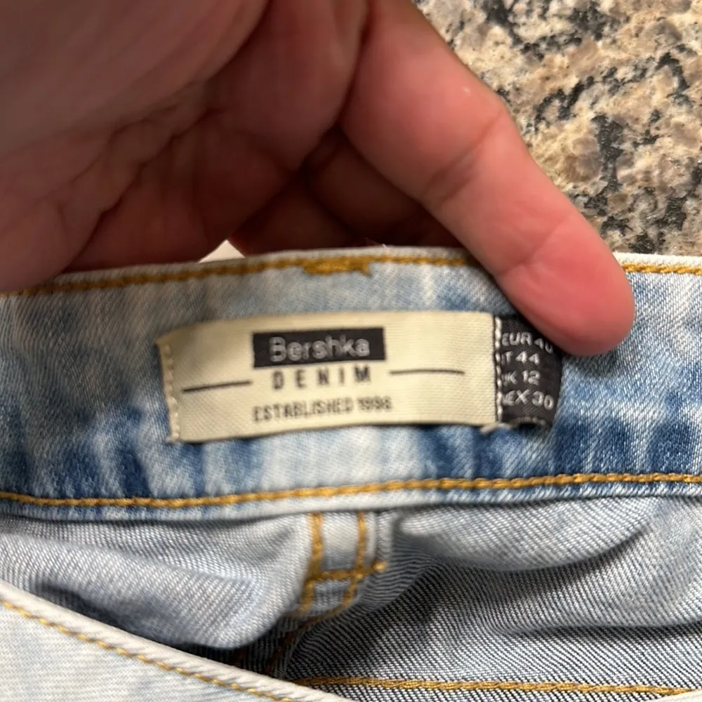 Bershka Denim Light Blue Jeans Washed Blue Baggy Loose Fit Size EUR 40 Used 7657 - Image 9