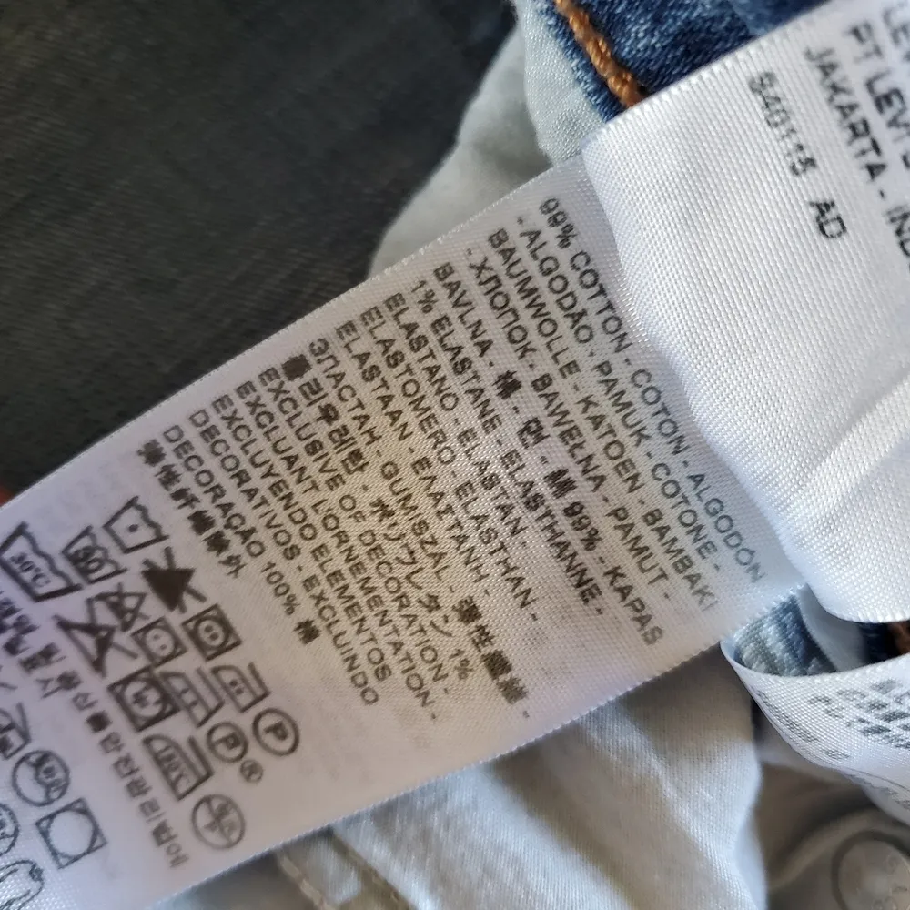 Levi's 515 bootcut jeans size 10 short - Image 3