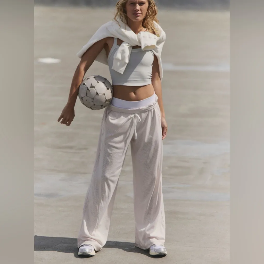 NWOT FP Movement Overtime Mesh Pants L Tofu White Size L - Image 2