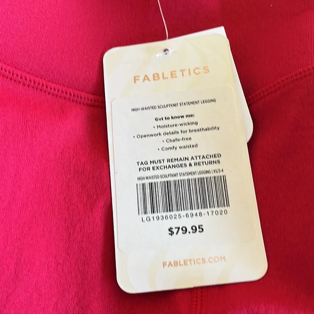 NWT FABLETICS Mid-Rise SculptKnit Leopard 7/8 Leggings Red - Image 3