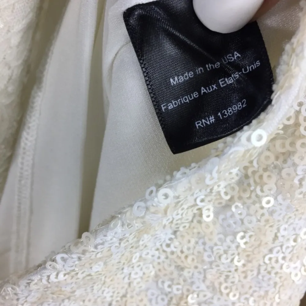 Dress the Population V Neck Bodycon Dress - Image 4