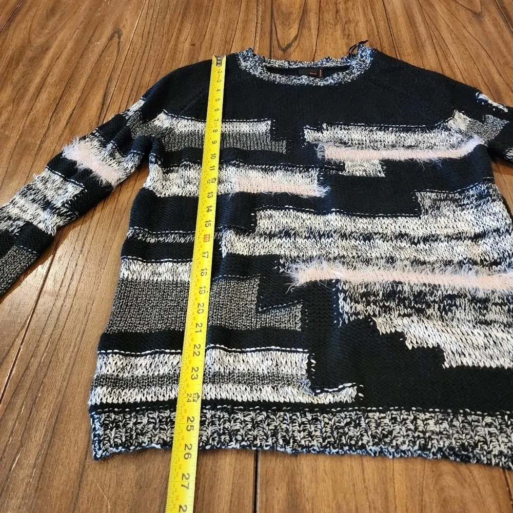 Kaii Metallic Knit Long Sleeve Crew Neck fuzzy Sweater oversized size small Black - Image 7
